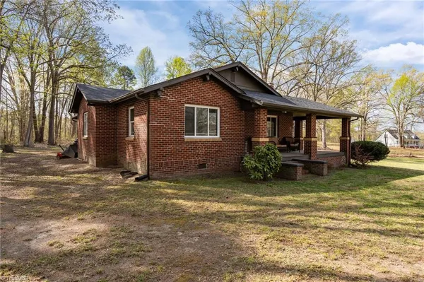 $329,900 | 1513 Highway 62, High Point, NC 27263