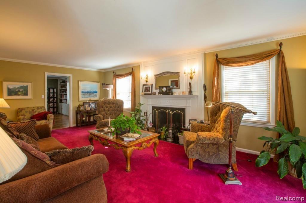 1450 Oxford Road Grosse Pointe, MI 48236 - Photo 8 of 24 ah Oxford_001.jpg