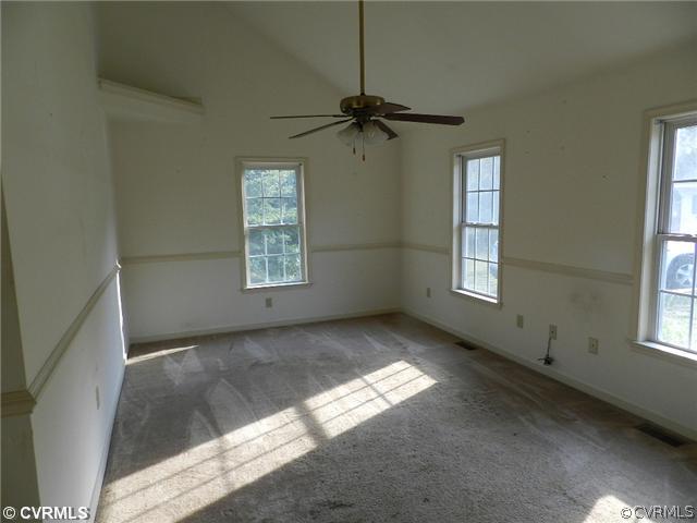27303 Perkins Road Carson, VA 23830 - Photo 3 of 7 Den/Family/Great Room