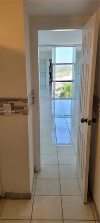 $1,600 | 13499 Biscayne Boulevard, Unit 511, North Miami, FL 33181