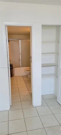 $1,600 | 13499 Biscayne Boulevard, Unit 511, North Miami, FL 33181