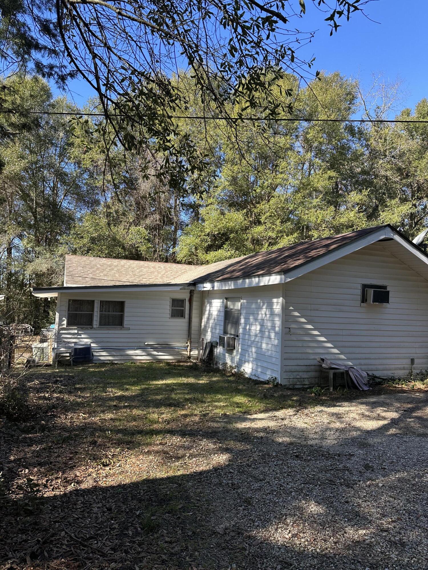 2084 County Highway 183 South DeFuniak Springs, FL 32435 - Photo 4 of 7 Back of house