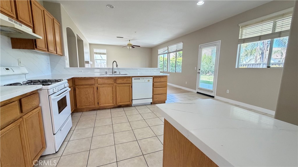 7941 La Crosse Way Riverside, CA 92508 - Photo 8 of 36 Gallery Image 8