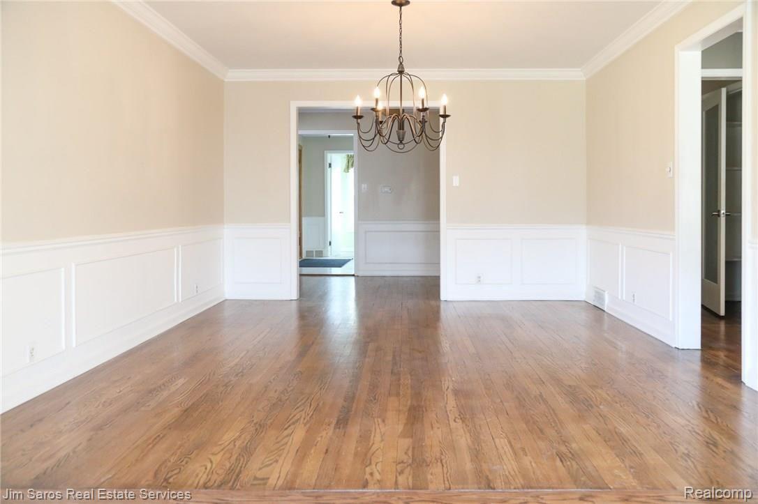 639 Westchester Road Grosse Pointe, MI 48230 - Photo 7 of 37 6D6A5762.jpg
