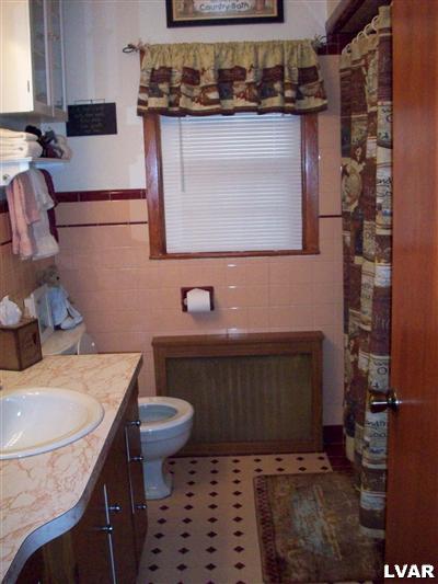 1202 Ridge Avenue Whitehall, PA 18052 - Photo 12 of 17 Gallery Image 12