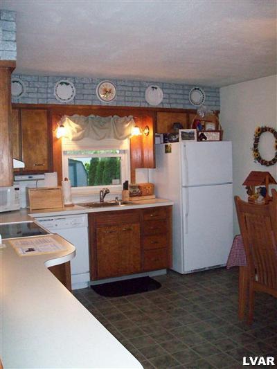 1202 Ridge Avenue Whitehall, PA 18052 - Photo 7 of 17 Gallery Image 7