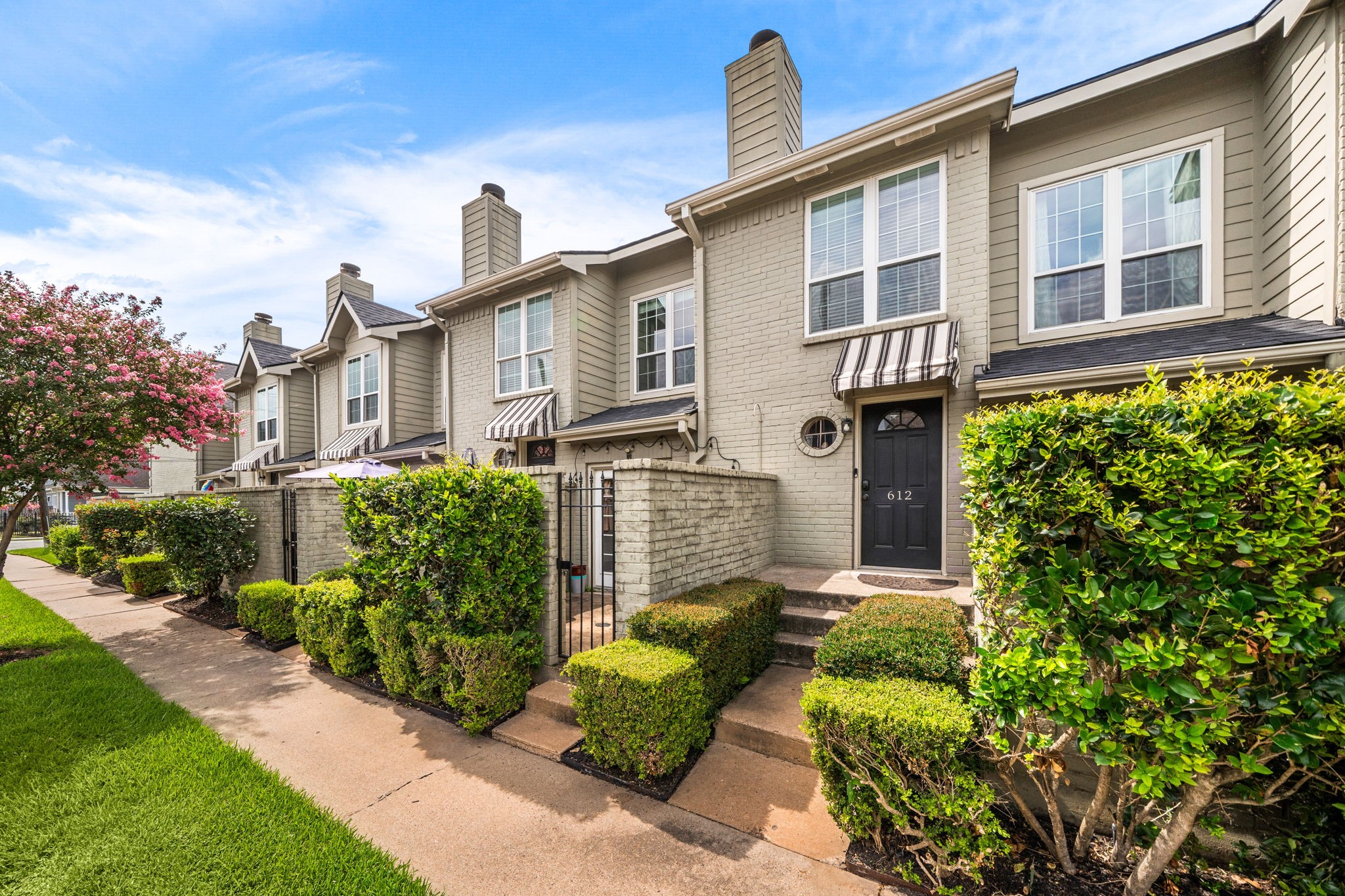 612 Fargo Street, Unit 612 Houston, TX 77006 - Photo 2 of 36