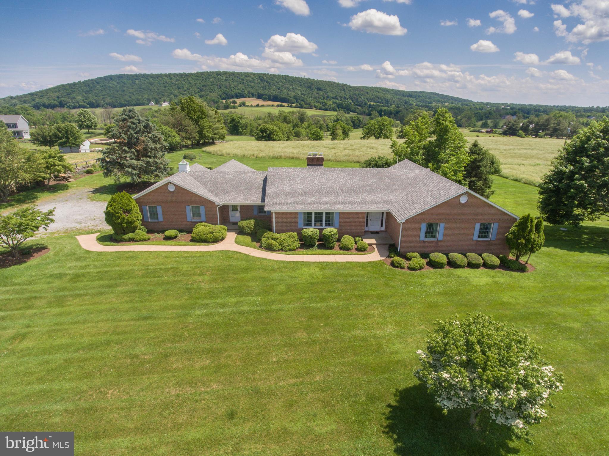 14908 Cider Mill Road Purcellville, VA 20132 - Photo 1 of 52 Mountain Views