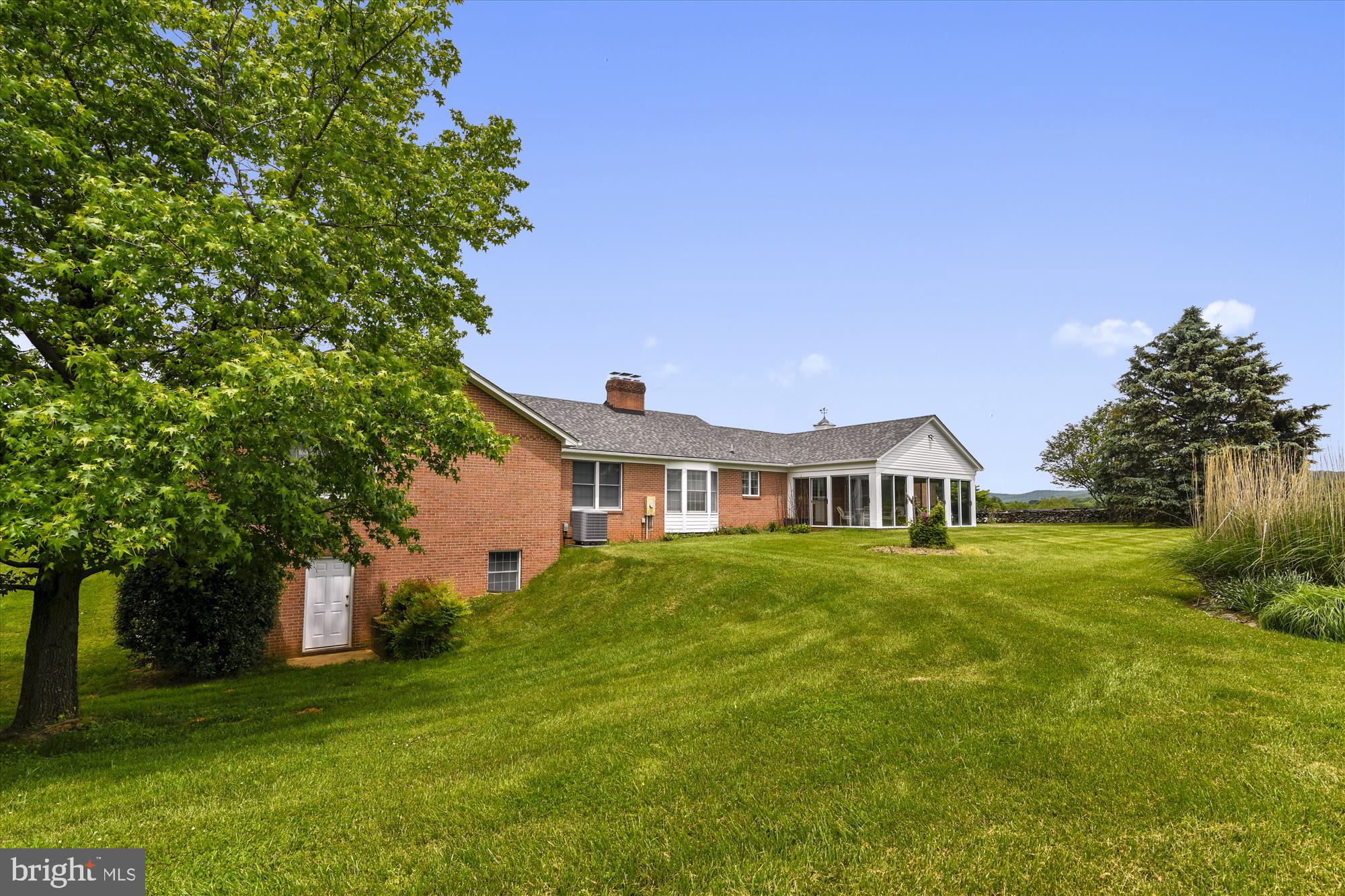 14908 Cider Mill Road Purcellville, VA 20132 - Photo 31 of 52 Gallery Image 31