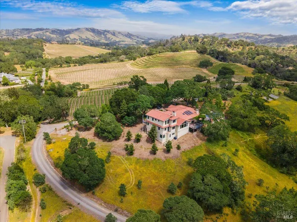 $4,250,000 | 13404 Flora Ranch Road, Healdsburg, CA 95448