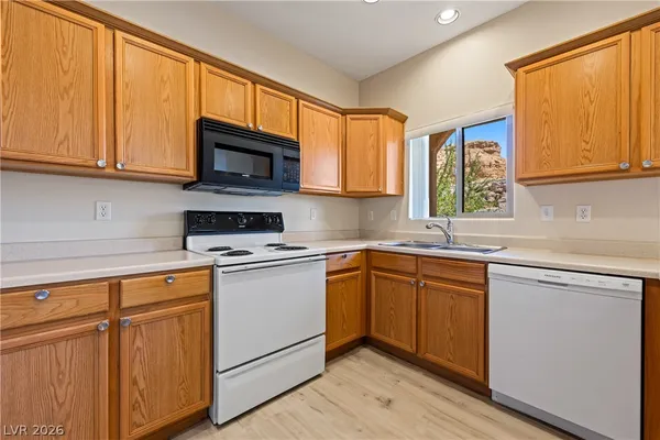 $224,900 | 724 Hardy Way, Unit E, Mesquite, NV 89027