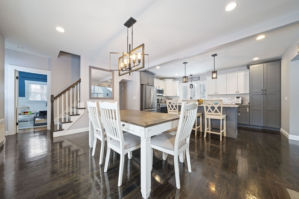 461 Maple Street Franklin, MA 02038 - Photo 11 of 35