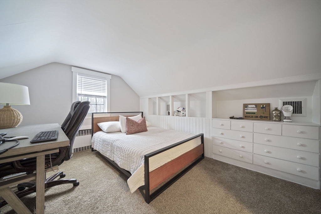 461 Maple Street Franklin, MA 02038 - Photo 20 of 35