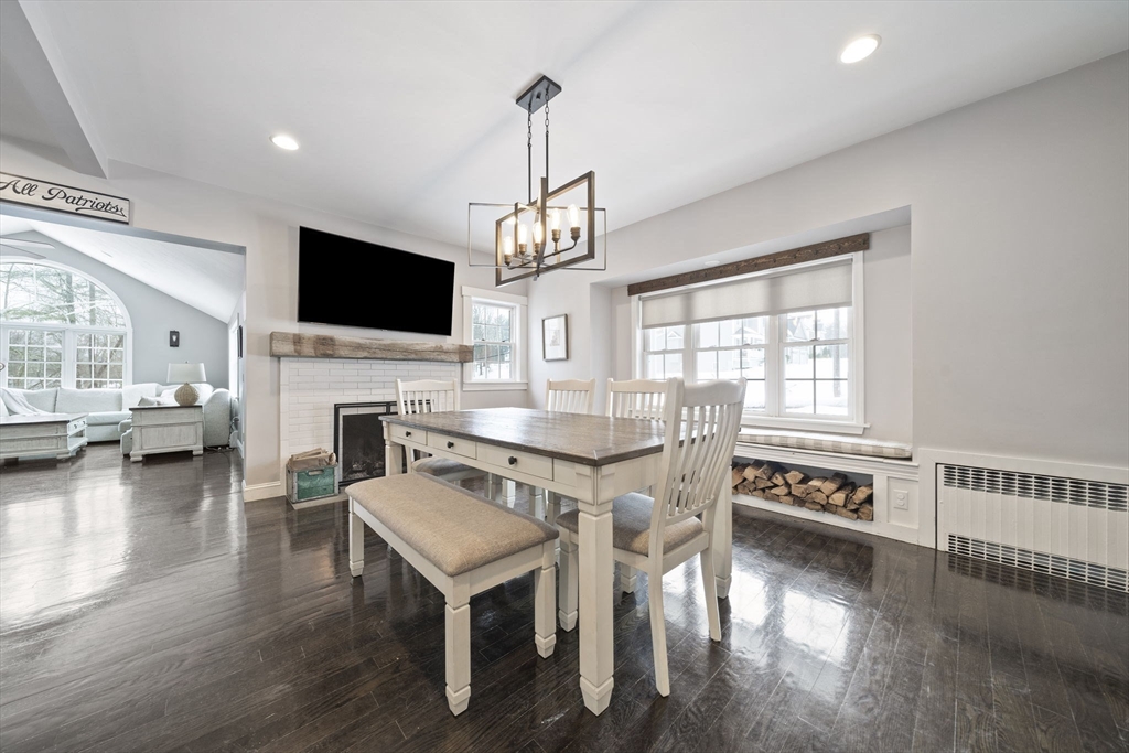 461 Maple Street Franklin, MA 02038 - Photo 9 of 35