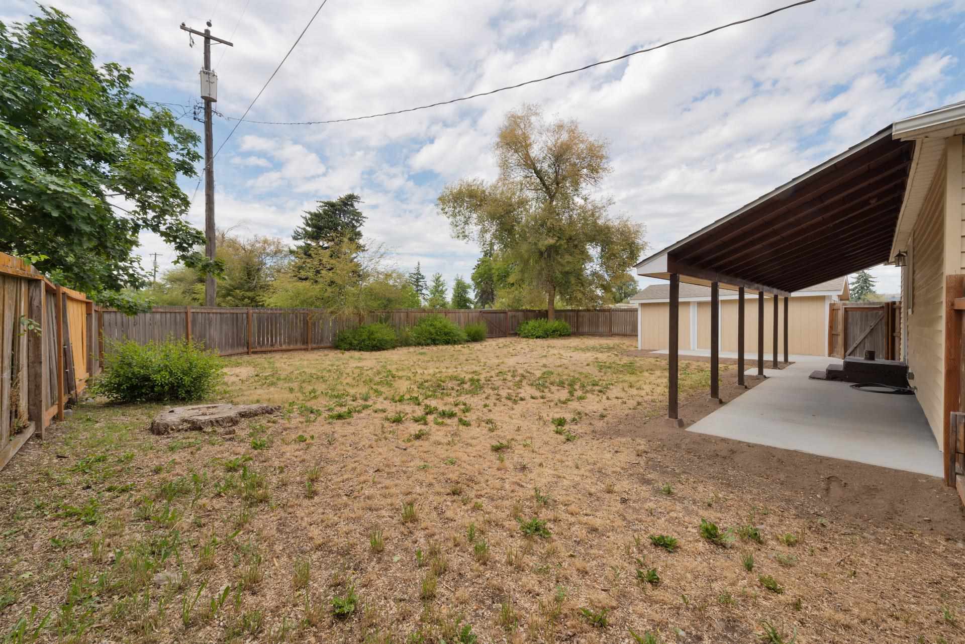 414 South Carnahan Road Spokane, WA 99212 - Photo 8 of 23