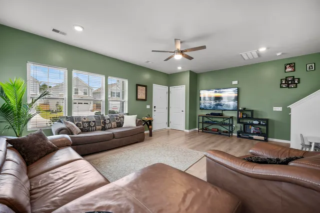 $327,500 | 326 Surfbird Road, Unit 388, Summerville, SC 29486