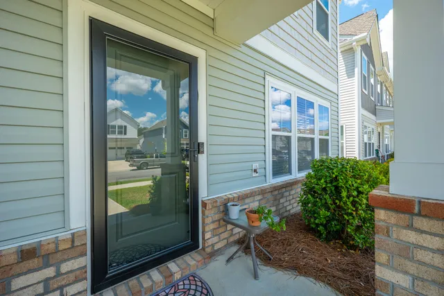 $327,500 | 326 Surfbird Road, Unit 388, Summerville, SC 29486