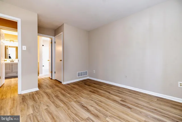 $1,800 | 32 Buena Court, Turnersville, NJ 08012