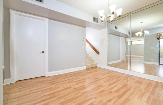 $2,500 | 8353 Trent Court, Unit C, Boca Raton, FL 33433