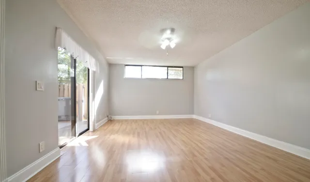 $2,500 | 8353 Trent Court, Unit C, Boca Raton, FL 33433