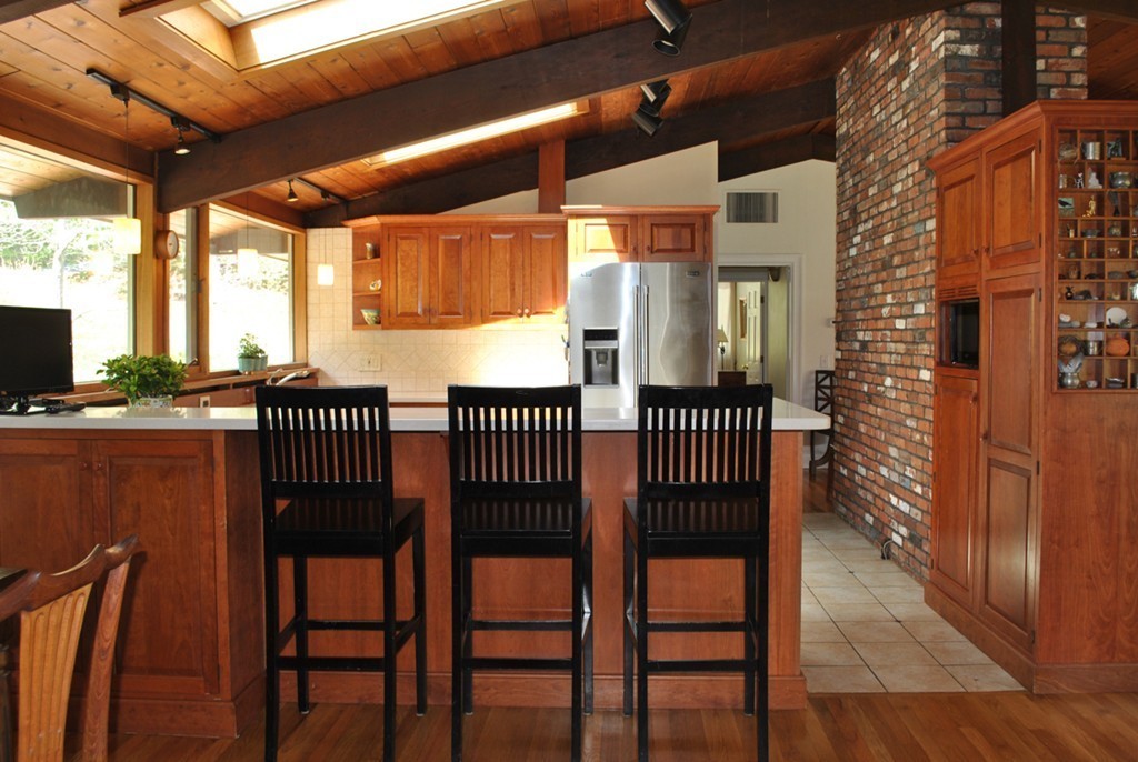 65 Cressbrook Road Concord, MA 01742 - Photo 7 of 17 Gallery Image 7