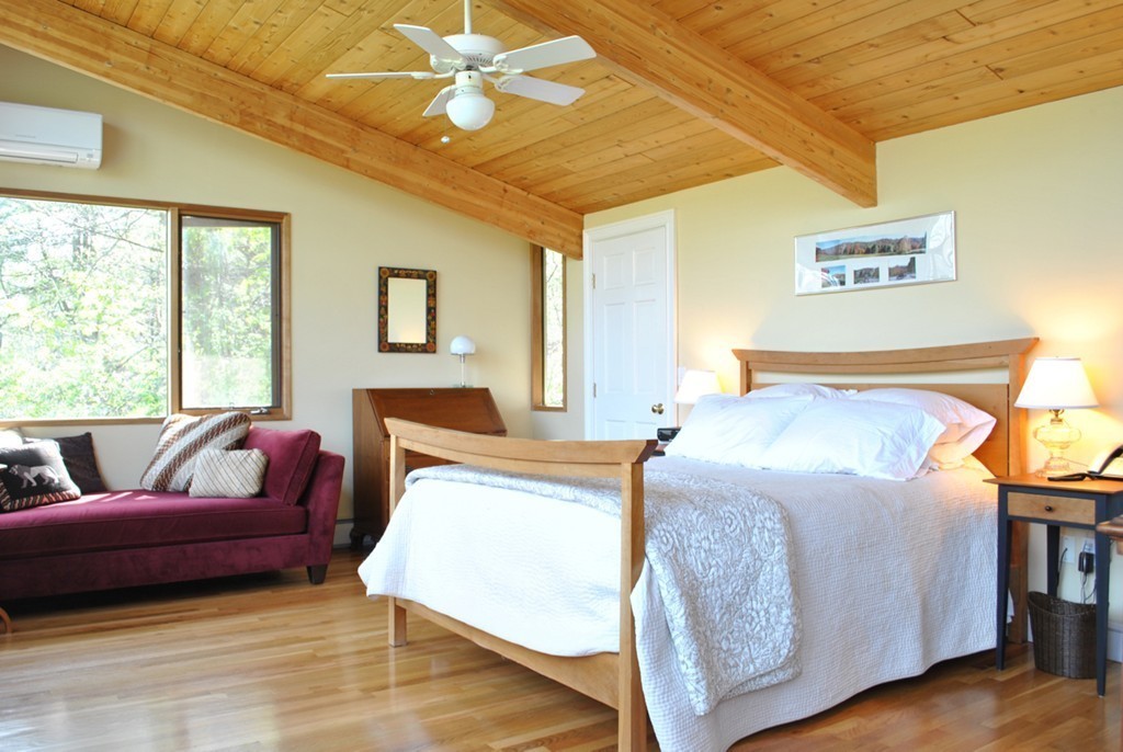 65 Cressbrook Road Concord, MA 01742 - Photo 8 of 17 Gallery Image 8