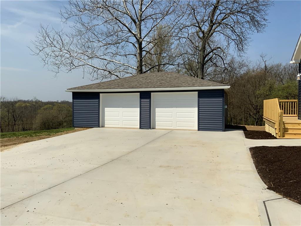 331 Dry Ridge Road West Alexander, PA 15376 - Photo 2 of 16