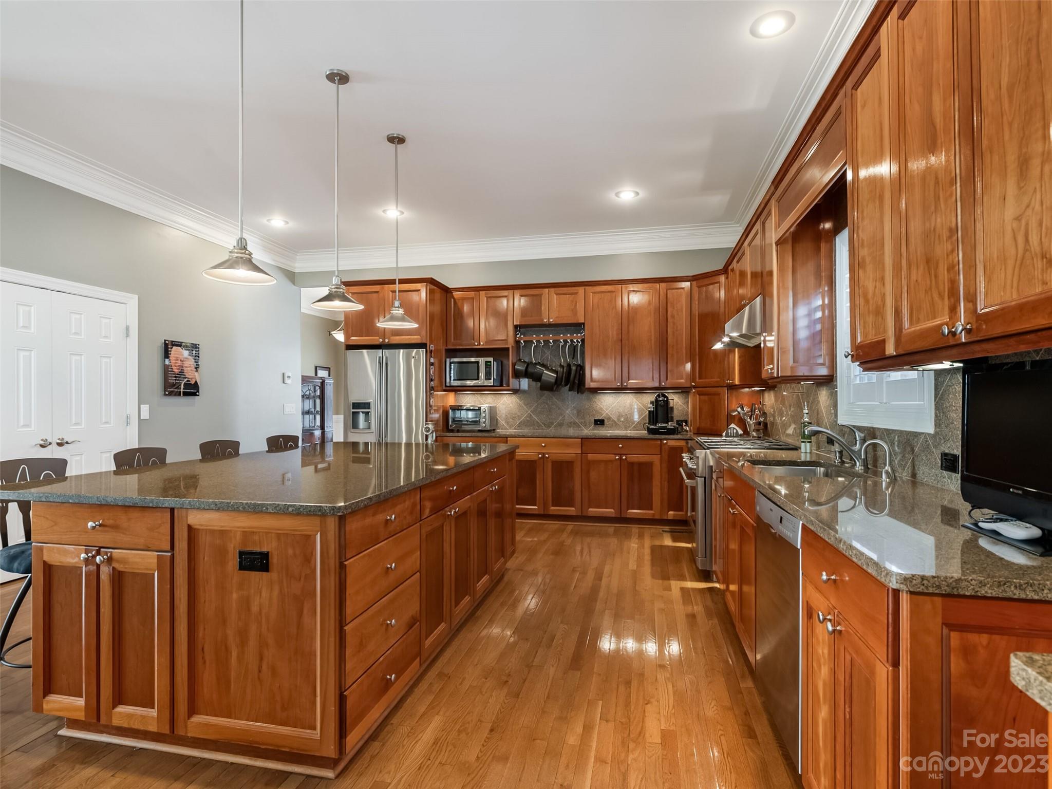 9914 Triple Oak Road Charlotte, NC 28277 - Photo 12 of 32 Gallery Image 12