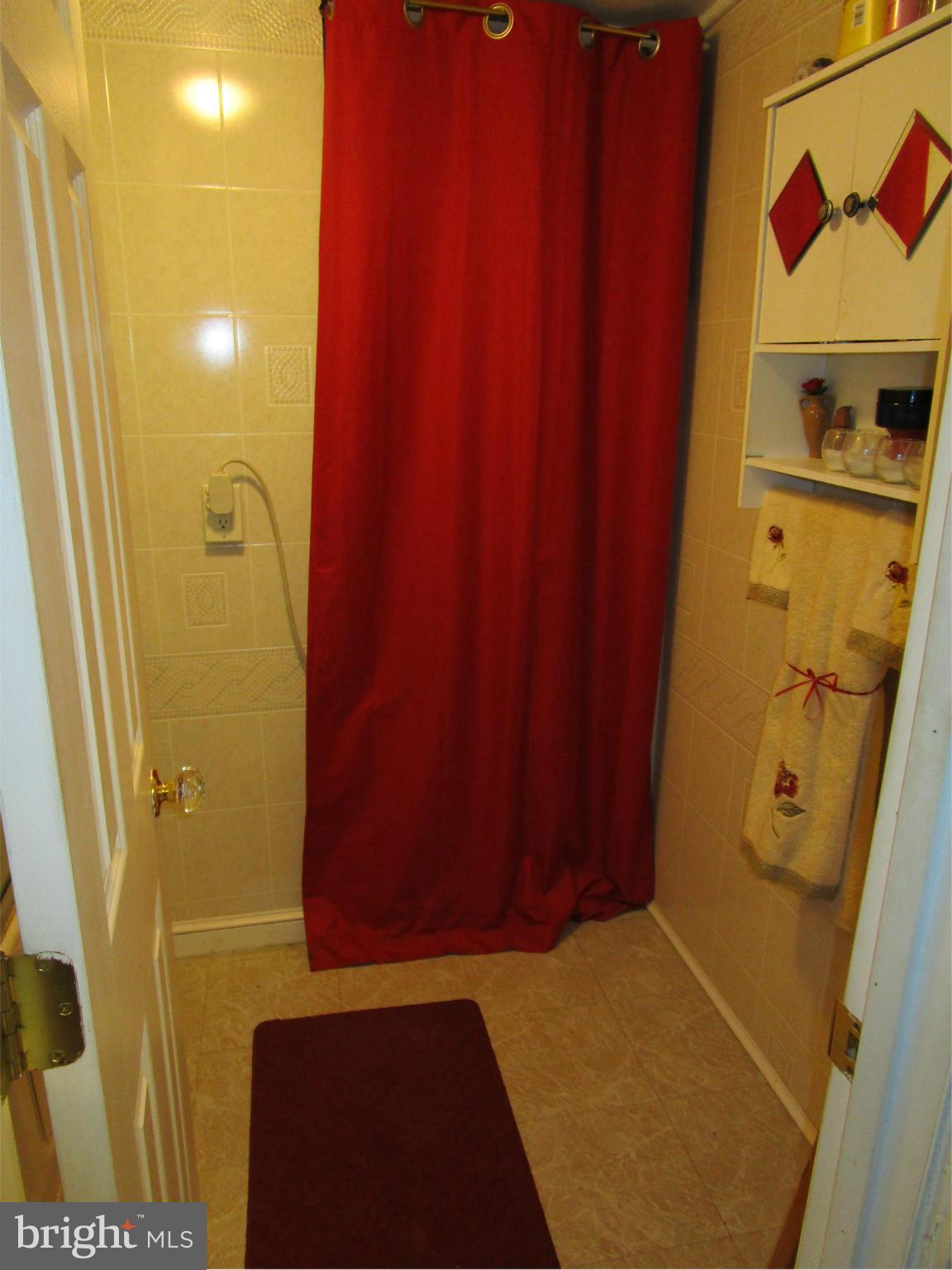 8527 Oak Road Baltimore, MD 21234 - Photo 24 of 29 Basement Bath