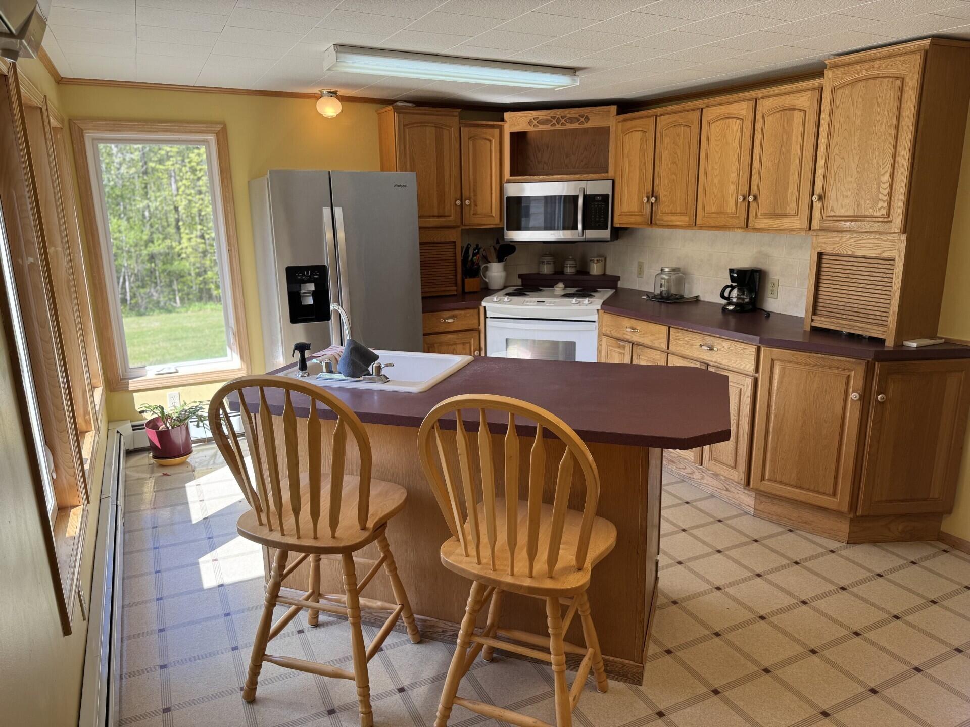 237 Foxcroft Road Houlton, ME 04730 - Photo 17 of 42 Kitchen (237 Foxcroft Road)