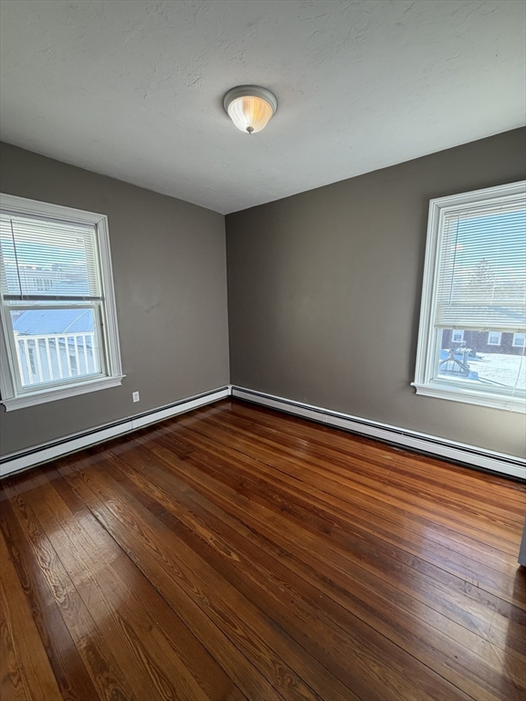 8 Sheafe Street, Unit 3 Chestnut Hill, MA 02467 - Photo 4 of 10