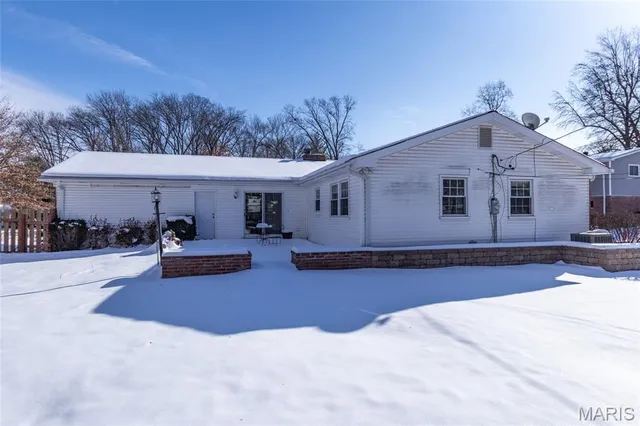 $500,000 | 1031 Glenway Drive, St. Louis, MO 63122