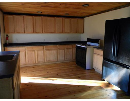 Kitchen. lots of cupboard space