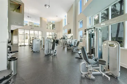 $529,999 | 1900 North Bayshore Drive, Unit 4606, Miami, FL 33132