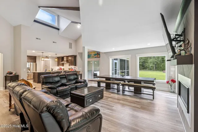 $950,000 | 7054 Healy Haven Lane Northeast, Leland, NC 28451