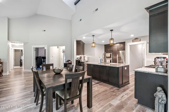 $950,000 | 7054 Healy Haven Lane Northeast, Leland, NC 28451