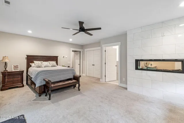 $950,000 | 7054 Healy Haven Lane Northeast, Leland, NC 28451