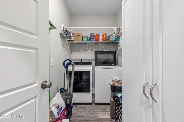 $950,000 | 7054 Healy Haven Lane Northeast, Leland, NC 28451