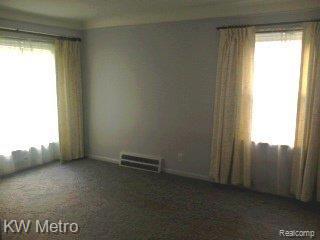 3302 Starr Road Royal Oak, MI 48073 - Photo 2 of 11 Living Room