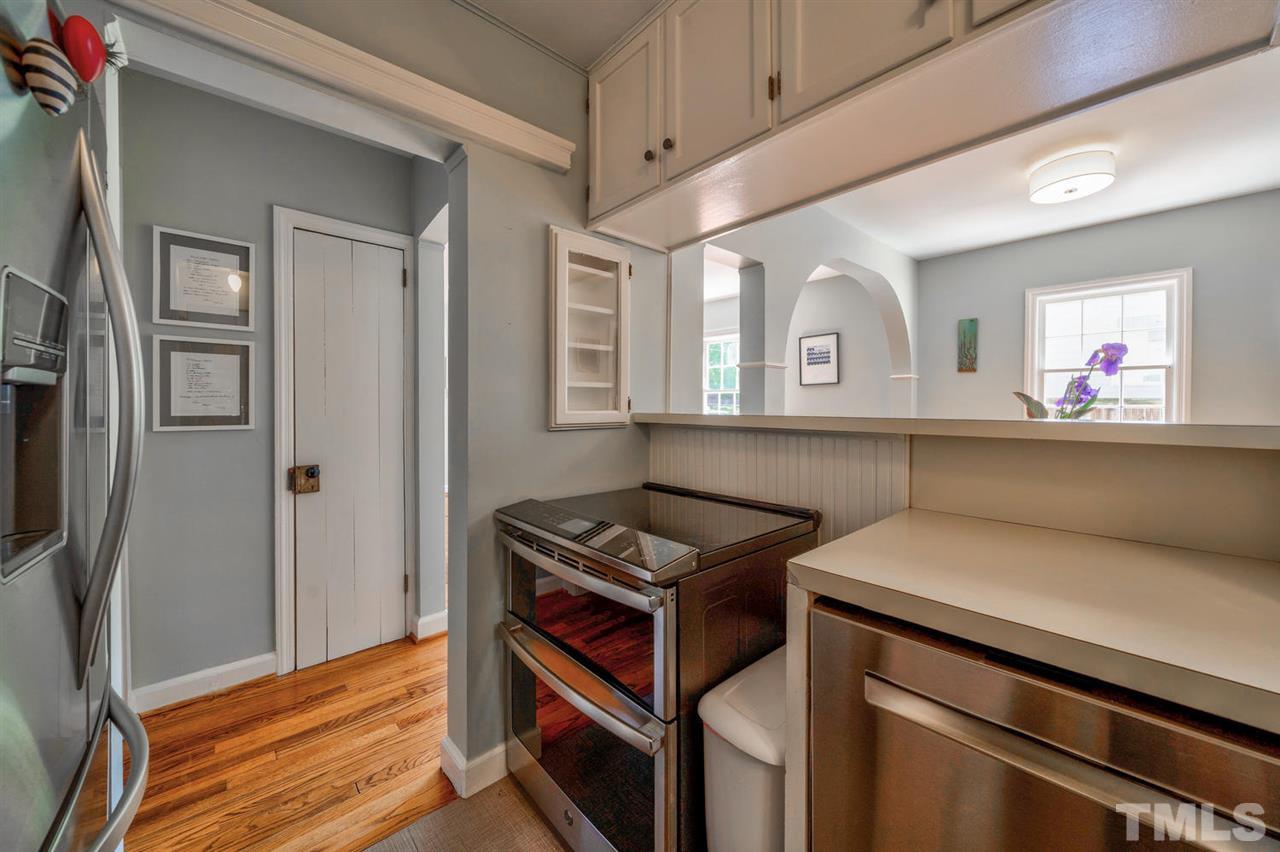 605 Frank Street Raleigh, NC 27604 - Photo 14 of 30