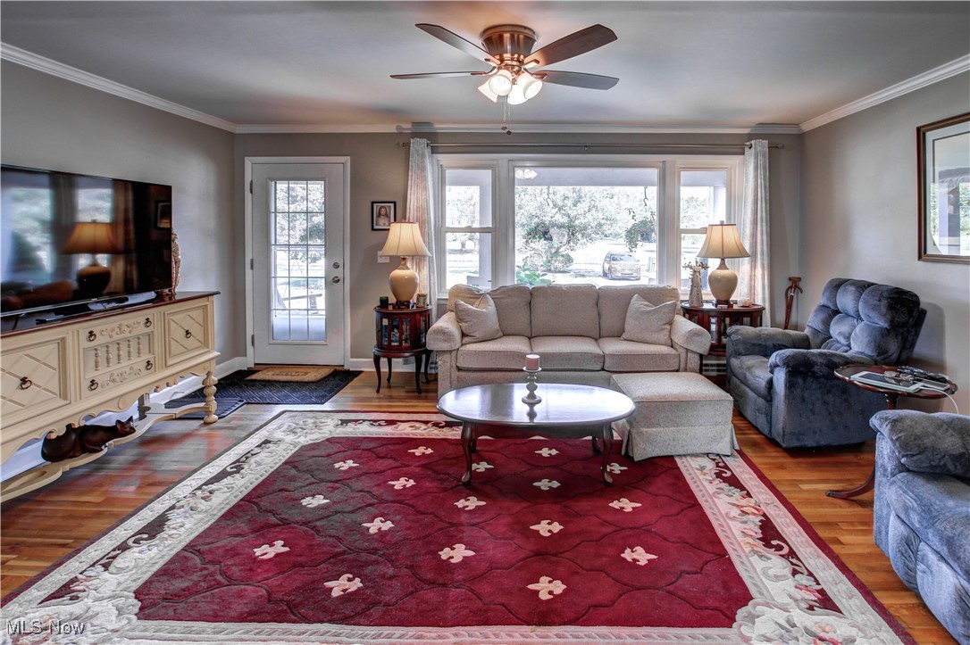 4730 Poe Road Medina, OH 44256 - Photo 4 of 40 Gallery Image 4