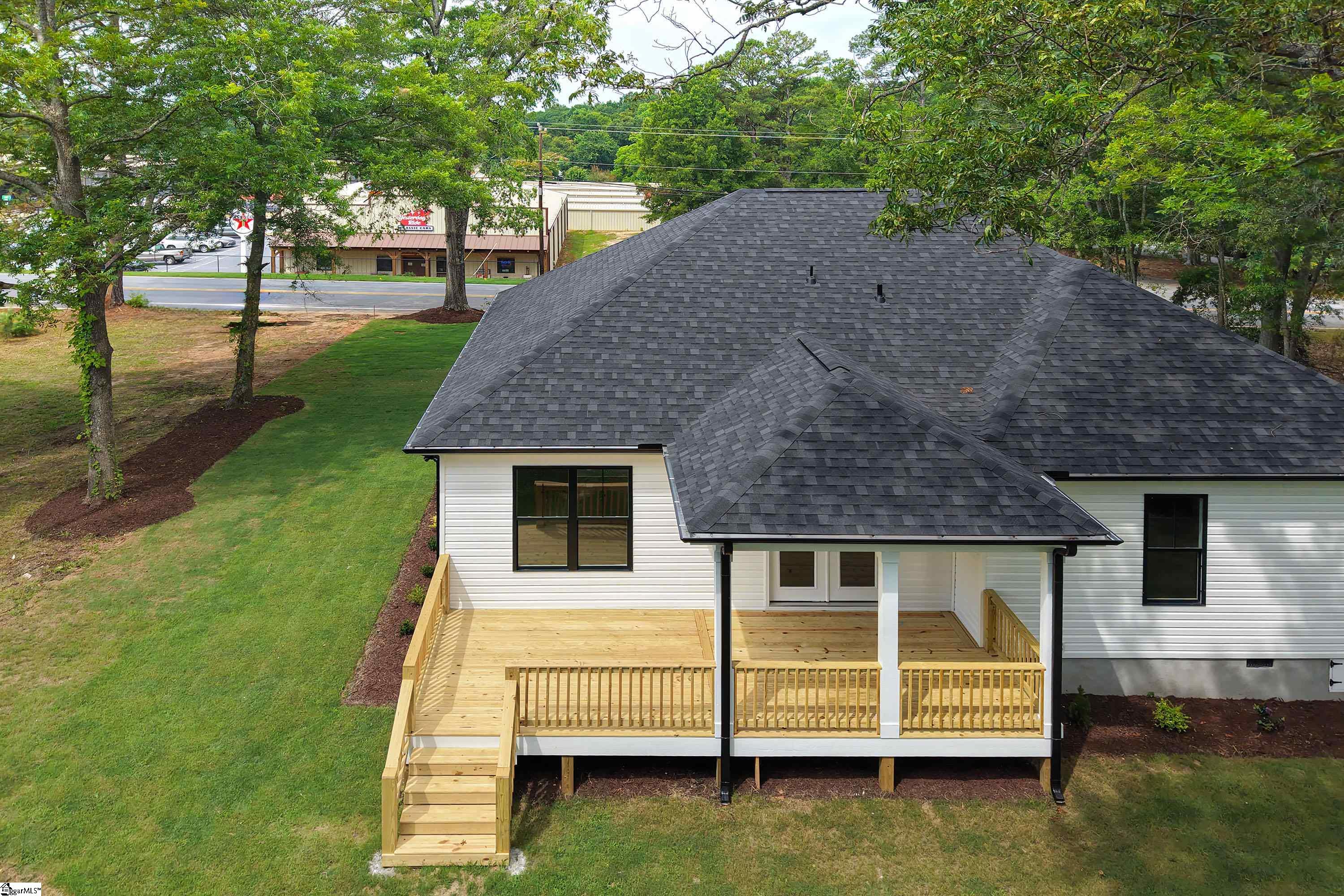 206 North Hamilton Street Williamston, SC 29697 - Photo 10 of 40