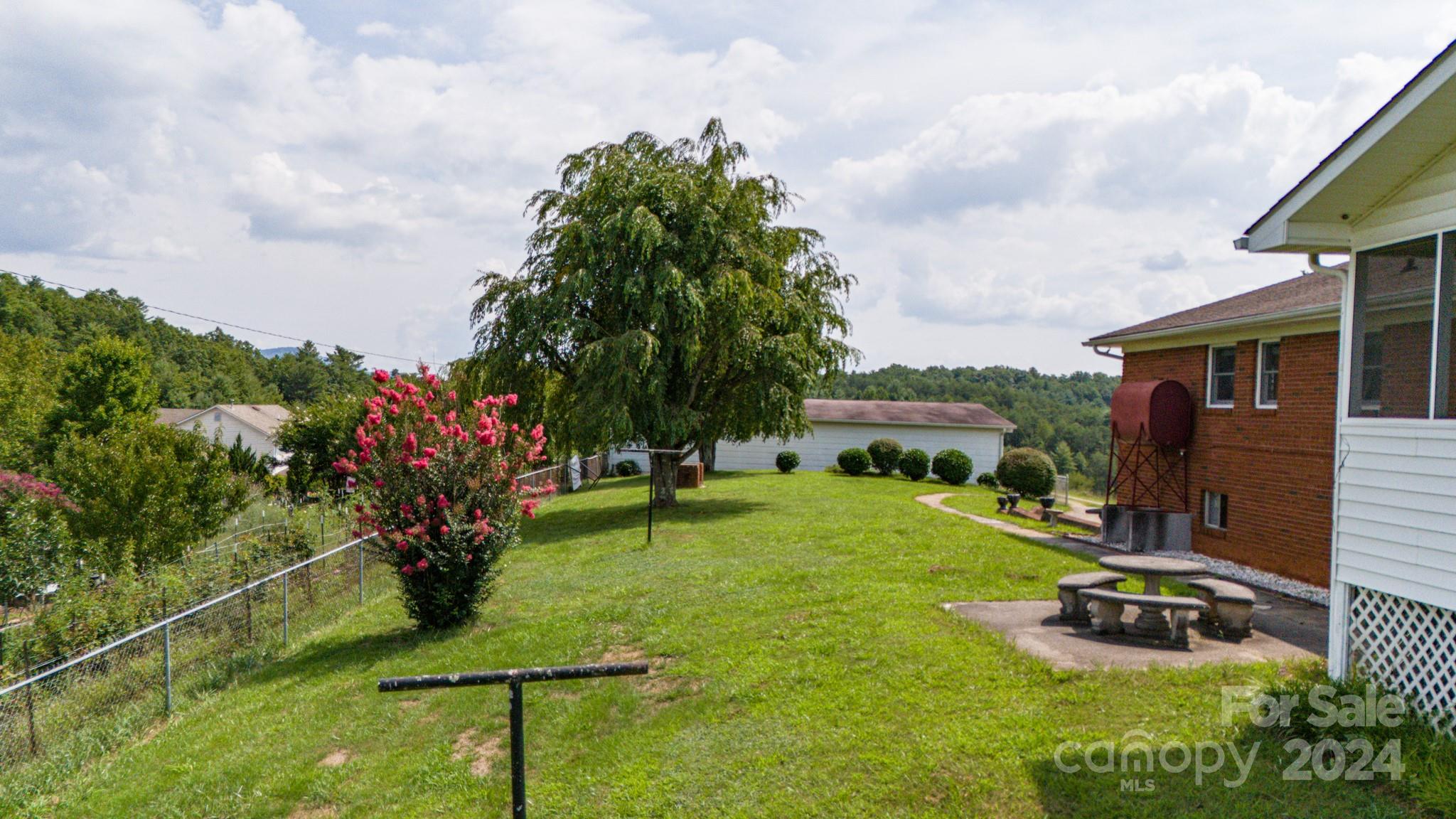 95 Sheppard Branch Road Weaverville, NC 28787 - Photo 28 of 39 Gallery Image 28