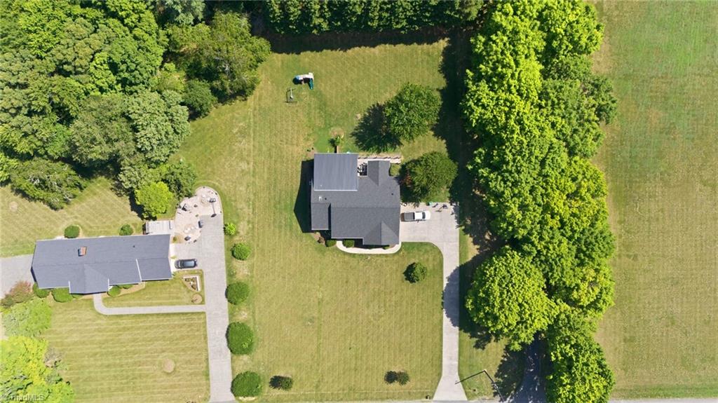 113 Kiser Road King, NC 27021 - Photo 7 of 42 Gallery Image 7