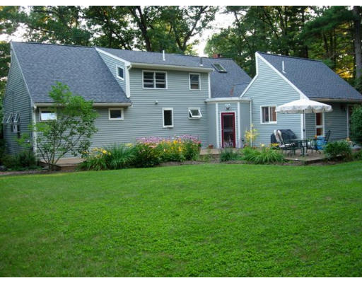 38 Willard Road Weston, MA 02493 - Photo 8 of 10