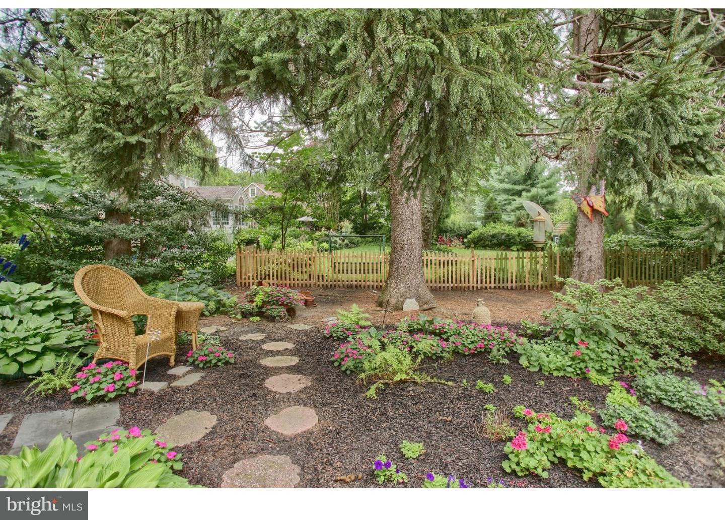 616 Paddock Road Havertown, PA 19083 - Photo 22 of 25 Back Yard