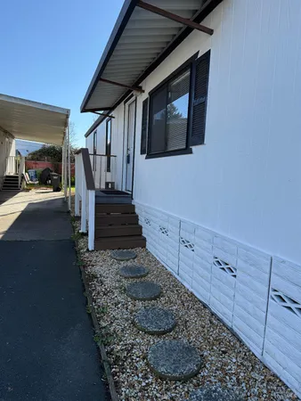 a view of a entryway of the house