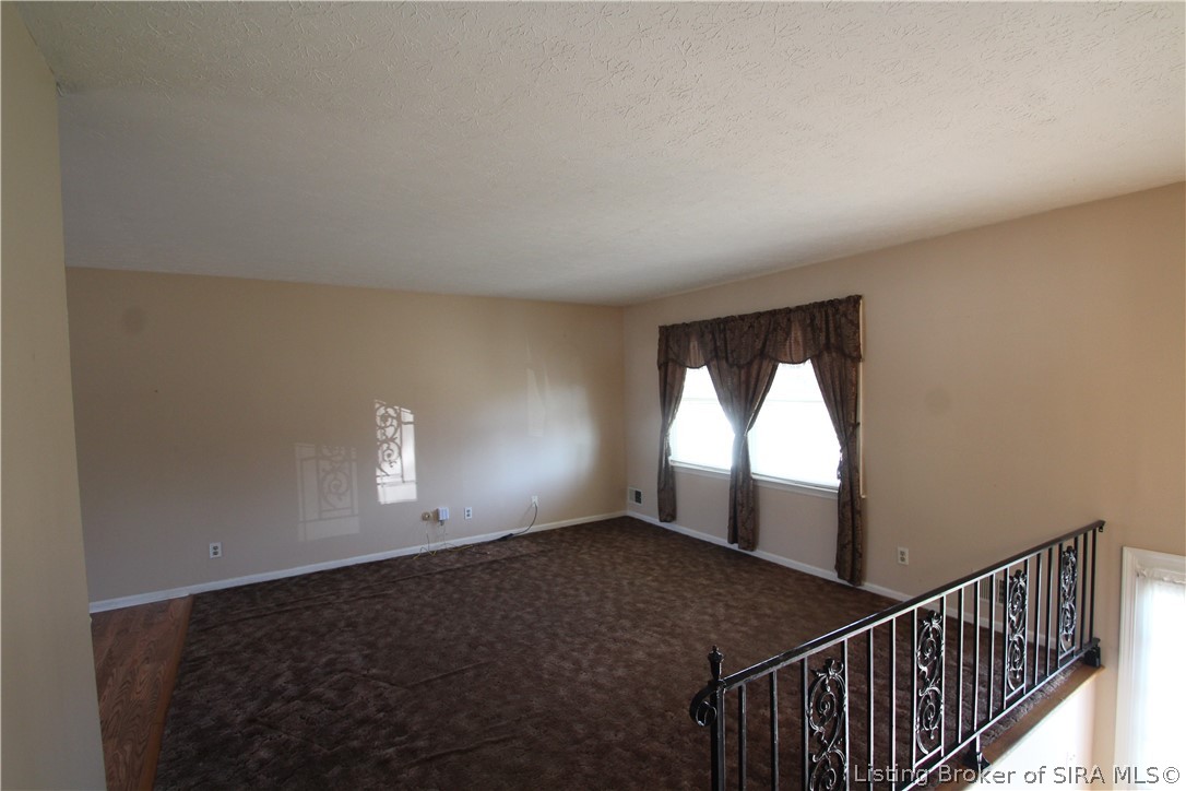 3321 Green Valley Road New Albany, IN 47150 - Photo 6 of 17 Gallery Image 6