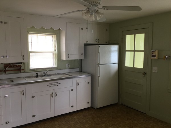 20 Hunnewell Road Worcester, MA 01606 - Photo 12 of 28 Gallery Image 12