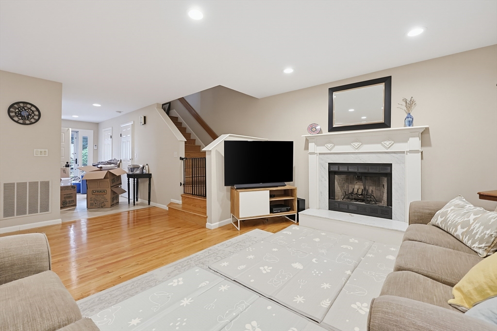 431 Main Street, Unit 3 Medfield, MA 02052 - Photo 12 of 38 Gallery Image 12